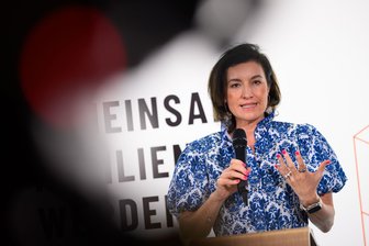Kommt die Bafög-Reform doch nicht? - Ärger in der Koalition - Kommt die Bafög-Reform noch oder nicht? Bundesforschungsministerin Dorothee Bär (CSU) hat jedenfalls Zweifel. (Archivfoto)
