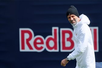Kommt RB Leipzig stressfrei in die Champions League? - Marco Rose darf am Samstag beim Spiel in Heidenheim nicht auf die Leipziger Bank. Der Trainer ist gesperrt.
