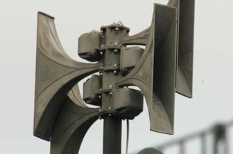 Kommunen setzen auf Sirenen mit Sprachdurchsage - Seit 2008 wird in Zwickau mit elektrischen Sirenen gewarnt, die auch Sprachübertragungen ermöglichen. 