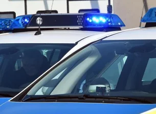 Komplexkontrolle: Polizei findet Drogen und Messer -