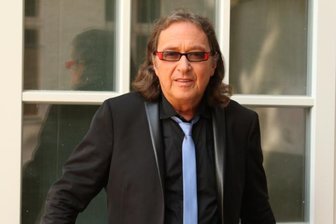 Komponist und Sänger Thomas Natschinski: "Meine Memoiren sind schon geschrieben" - Thomas Natschinski ist in Claußnitz geboren und aufgewachsen. Heute lebt er bei Berlin.
