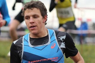 Konkurrenz belebt das Geschäft - Der Plauener Julian Gering, hier bei einem Crosslauf in Pforzheim, startet am Wochenende bei den Deutschen Meisterschaften der U-23-Junioren in Bochum.