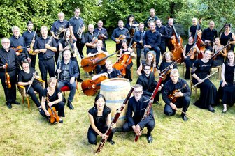 Konzert in Laurentiuskirche lässt Melodien aus Barock und Klassik erklingen - Die Mitglieder des Ensembles Amadeus führen Musik aus Klassik und Barock auf.