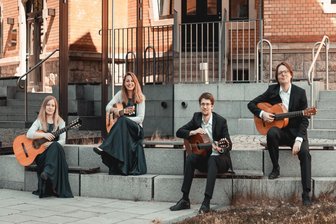 Konzert in Zwickau: Was Musik mit „Fish and Chips“ zu tun hat - Das Delta Guitar Quartet gibt am Freitag ein Konzert in Zwickau.