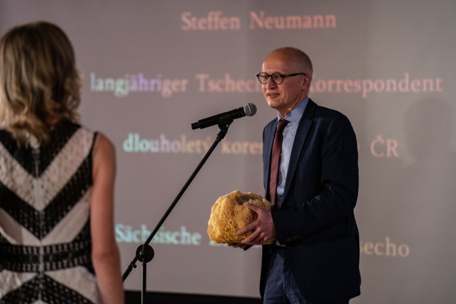 Korrespondent der "Freien Presse" gewinnt deutsch-tschechischen Journalistenpreis - Steffen Neumann bei der Preisverleihung in Brno/Brünn. 