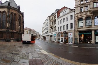 Kosmetischer Eingriff für Zwickauer Marienplatz geplant - Der Zwickauer Marienplatz soll umgestaltet werden. Größere Umbauten sind aber aufgrund der Bebauung und der Straßenführung gar nicht möglich. 