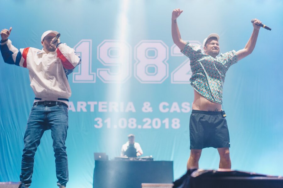 Kosmonaut-Festival Tag 1: Mit Muttizettel! - Casper (links) und Marteria kündigten als geheime Headliner des Kosmonaut-Festivals ein gemeinsames Album an.