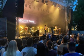 Kosmos-Chemnitz im Liveticker: 50.000 Menschen haben mitgefeiert - Kurzfristig eingesprungen: Mighty Oaks.