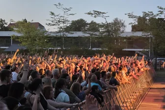Kosmos-Festival 2026 in Chemnitz: Neuer Ort, neue Zeit, neue Ideen - Rückblick ins Jahr 2025: 100.000 Menschen feierten drei Tage lang in Chemnitz.