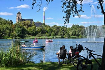 Kosmos-Festival zieht an den Chemnitzer Schloßteich - In diesem Jahr soll das Gelände des Schloßteichs Austragungsort für das Kosmos-Festival werden.