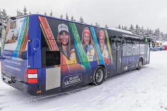 Kostenloser ÖPNV am Fichtelberg: Stadtrat lehnt Angebot für Touristen in Oberwiesenthal ab - Abgelehnt: Auch Touristen müssen weiterhin für den ÖPNV in Oberwiesenthal bezahlen.