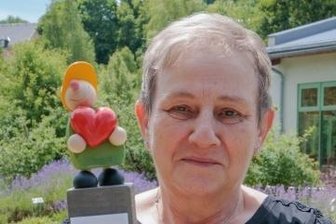 Kräutergarten statt Ruhestand: Ehrenamtspreis für 66-Jährige - Irmhild Amelang wurde mit dem Ehrenamtspreis des Landkreises ausgezeichnet.
