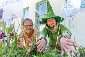 Kräutermarkt im Erzgebirge: Händler freuen sich über Besucheransturm -