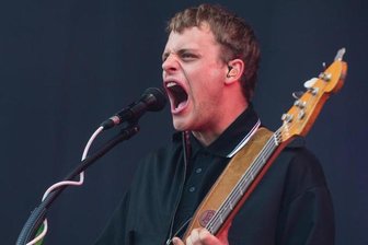 Kraftklub-Bassist Kummer muss Strafe wegen Crystal-Besitzes zahlen - Till Kummer, der unter dem Künstlernamen Till Brummer auftritt.
