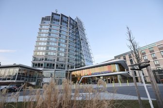 Krankenhausreform: Kliniken in Südwestsachsen gehen eigenen Weg bei der Patientenversorgung - Das Chemnitzer Klinikum ist einer von drei Maximalversorgern in Sachsen und will künftig stärker mit Kliniken in der Region kooperieren.