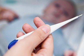Krankheitswelle: Eine Mutter berichtet von ihren Erfahrungen in der Chemnitzer Bereitschaftspraxis für Kinder - Der Kinderärztliche Bereitschaftsdienst der KV Sachsen befindet sich im Haus Flemmingstraße 4.
