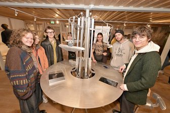 Kreatives Erzgebirge: Wie junges Design altes Handwerk aus der Region neu belebt - Im Siebenschlehener Pochwerk zeigt die Ausstellung „Made In“ innovative Design- und Handwerksideen.