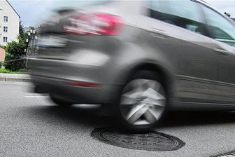Kreis Zwickau und Entsorger legen Streit um Straßenentwässerung bei - Um die Abwässer von Kreisstraßen gab es einen jahrelangen Streit. 