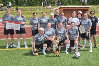 Kreispokal: Affalterer Fußballerinnen verderben Zschopau das Double - Erzgebirgspokalsieger 2025 der Frauen: die SpG Affalter/Aue III.