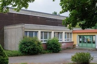 Kreisstadt investiert 145.000 Euro in Schule - An der Grundschule an der Riesenburg sind Nebenräume der Turnhalle saniert worden.
