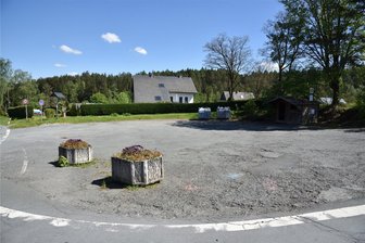 Kreisstraße in Sohl wird erneut zur Baustelle: Umgestaltung der Buswendeschleife deutlich teurer als geplant - Aus der Buswendeschleife im Ortszentrum wird der Treff-Punkt-Sohl. Die in Kürze startenden Arbeiten kosten aber viel mehr als zunächst berechnet.