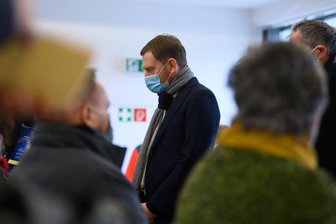 Kretschmer: Sachsen sollen bis zu drei Wochen zu Hause bleiben -