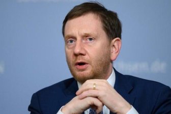 Kretschmer will Beschränkungen für Corona-Geimpfte lockern -