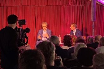 Kretschmer zu Oschmann: "Mich hat noch nie jemand als Jammer-Ossi bezeichnet" -