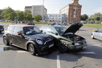 Kreuzungsunfall nach Ampelausfall -