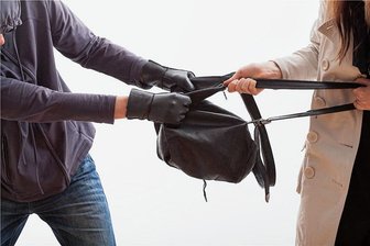 Kriminalität im Landkreis Zwickau - mehr Raub und Körperverletzung, weniger Drogendelikte - Die Polizei im Landkreis Zwickau musste sich 2022 öfter mit Raub beschäftigen als in den Vorjahren.