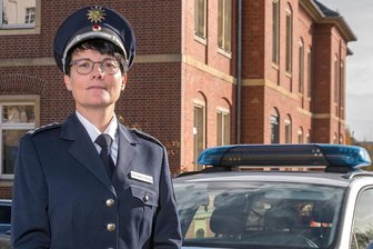 Kriminalität in Zschopau: Mehr Einbrüche und Ladendiebstähle - Michaela Hengst, Leiterin des Polizeireviers Marienberg, hat im Zschopauer Stadtrat die Kriminalstatistik vorgestellt.