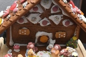 Krippen von Pfefferkuchen bis Playmobil -
