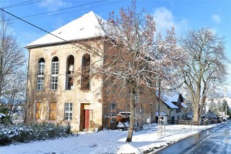 Krippenspiel in Bräunsdorf: Weihnachtsmarkt im Schul- und Bethaus - Das Schul- und Bethaus in Bräunsdorf.