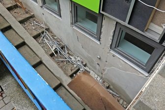 Kritik an Zuständen auf Kita-Baustelle - Ein durchdachter Bauablauf sieht wohl anders aus: Die Kita "Paulus" wird mit einigen Nebengeräuschen derzeit saniert.