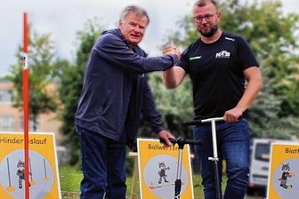 KSB rechnet mit großem Zulauf - Gut vorbereitet: KSB-Geschäftsführer Benjamin Kahlert (r.) und der langjährige Mitarbeiter Fredi Wolf.