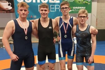KSV-Nachwuchs bleibt erfolgreich - John-Paul Spatschke, Max Schmalfuß, Konrad Schütz und Sebastian Wagner (von links) brachten zwei Medaillen aus Dänemark mit.