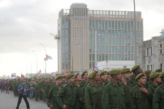 Kuba erhebt Recht auf Selbstverteidigung bei US-Angriff - Seit der Revolution 1959 unter den linken Revolutionsführer Fidel Castro sind die Beziehungen zwischen Kuba und den USA angespannt. (Archivbild)