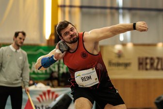 Kugelstoßer aus dem Erzgebirge schreibt in Dresden Vereinsgeschichte - Kevin Reim von der WSG Schwarzenberg-Wildenau ist bei der deutschen Meisterschaft Fünfter geworden.