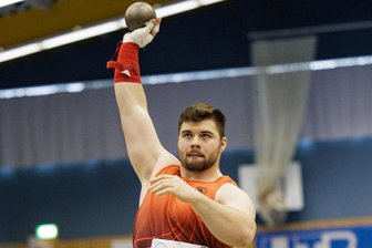 Kugelstoßer aus dem Erzgebirge überwindet Tief – und fiebert internationalem Meeting entgegen - Kevin Reim von der WSG Schwarzenberg-Wildenau ist ins neue Sportjahr gestartet. Der Kugelstoßer fiebert nun einem internationalen Meeting in Rochlitz entgegen.