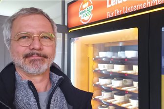Kulinarischer Test in Freiberg: Wie schmeckt das Essen aus den Automaten von New Age of Food? - „Freie-Presse“-Reporter Wieland Josch machte den Test: Wie gut schmeckt das Essen aus dem Automaten?