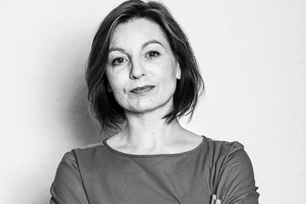 Kulturbesetzung auf dem Schmökersofa: Plauener Lesefest startet wieder - Claudia Lüftenegger ist seit der Spielzeit 2022/2023 Ensemblemitglied am Theater Plauen-Zwickau.