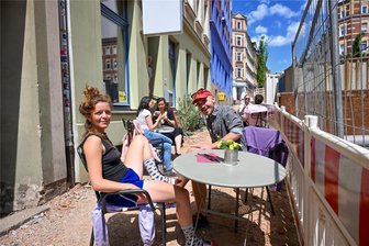 Kulturhauptstadt Chemnitz: Das Erfolgsmodell Mikroprojekte - Im Sommer empfing das Restaurant des guten Willens für eine Woche Gäste an der Zietenstraße, gefördert als Mikroprojekt.