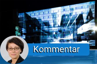 Kulturhauptstadt Chemnitz: Unternehmer zeigen, wie es geht - Die Parteifalte in ihrer Monumentalität aufgelöst ist ein Teil des aktuellen Lichtfestivals in Chemnitz.