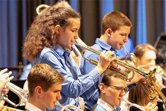 Kunst auf dem Land: Sachsens Kulturstiftung fördert 370 Projekte - Die Bläserphilharmonie des Vereins Jugendblasorchester der Stadt Thum erhält 5000 Euro für eine weihnachtliche Konzertreihe. 