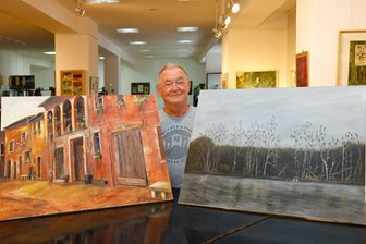 Kunst wandert ins Dreiländereck - Hobbykünstler Peter Paulitschke beteiligt sich mit seinen Stadt- und Landschaftsansichten.