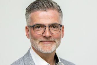 Kurort-Ehe: Bad Elster informiert seine Bürger - Bad Elsters Bürgermeister Olaf Schlott informiert zum Thema mögliche Kurort-Ehe.