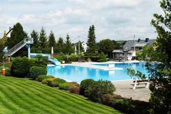 Kurz vor Beginn der Sommerferien: Freibad Venusberg öffnet - Das Venusberger Freibad startet am Montag in die Saison.