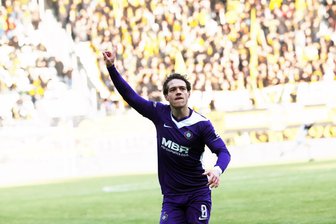 Kurz vor Spielende! Clausen rettet Aue einen Punkt gegen Alemannia Aachen - Mika Clausen rettet Aue mit Traumtor – erster Sieg bleibt aus.