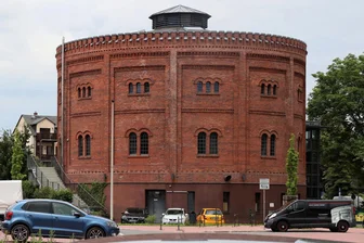 Kurzfilme im Gasometer in Zwickau: Es geht um Toleranz und Demokratie - Zum „Kinofest Spots“ wird in den Gasometer eingeladen.