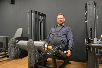 Kurzhanteln statt Bierkisten: Neues 24-Stunden-Fitnessstudio in Zwickau öffnet bald - Fabian Henschel will mit seinem 24-Stunden-Studio eine Lücke in Zwickau schließen.